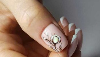 Conception d'ongles pour la mariée