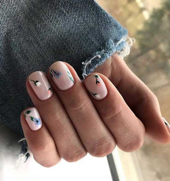 Manucure rose délicate 2026