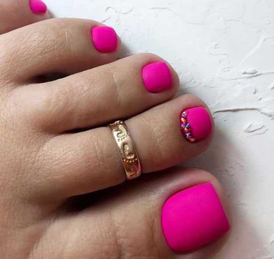 Pédicure mat brillant 2025-2026