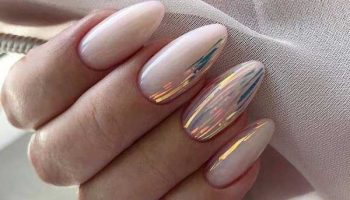 Beige et papier d'aluminium effet verre brisé