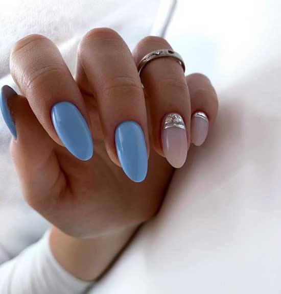 Manucure classique mettant l'accent sur la cuticule