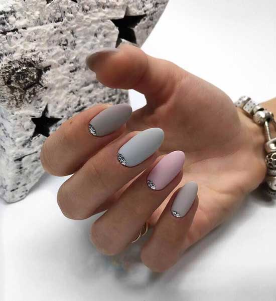 Manucure lune classique 2026