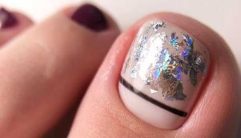 Conception de pédicure nude bicolore - jouer avec les contrastes