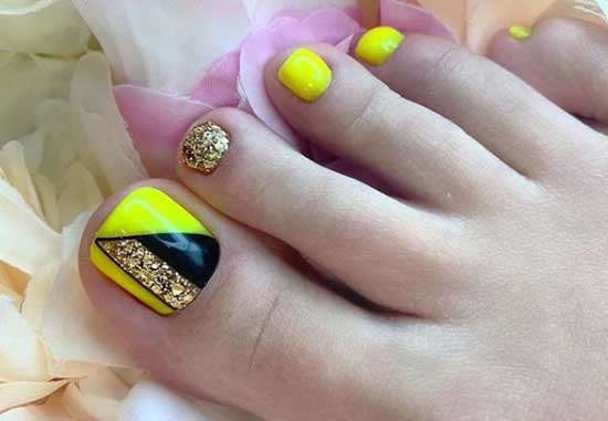 Pédicure néon pailleté