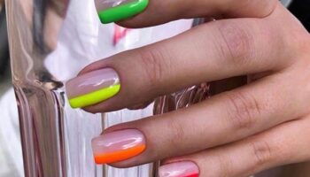 Nouvelle manucure pour ongles moyens