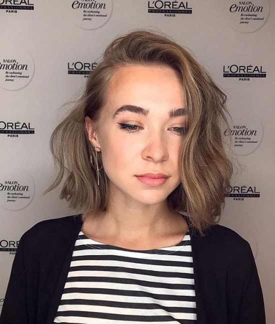 Longueur moyenne d'une coupe de cheveux sans coiffage