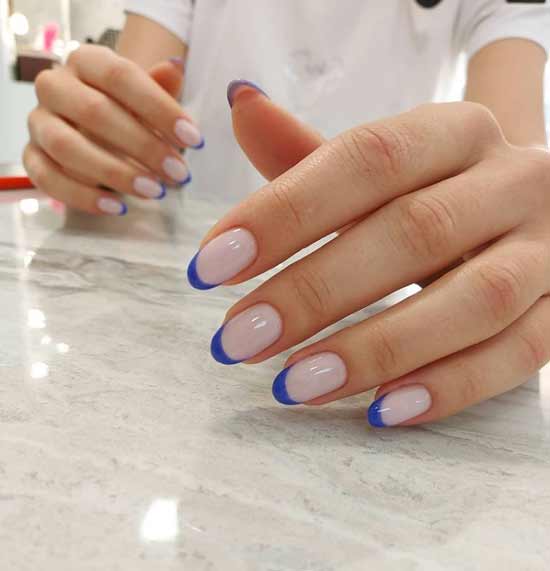 Manucure française bleue