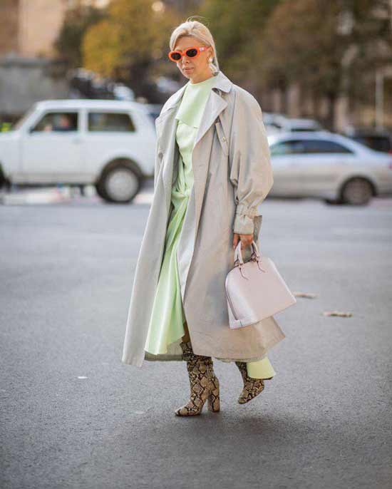 L'image avec un manteau, où la manche volumineuse