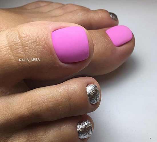 Conception de pédicure mate scintillante