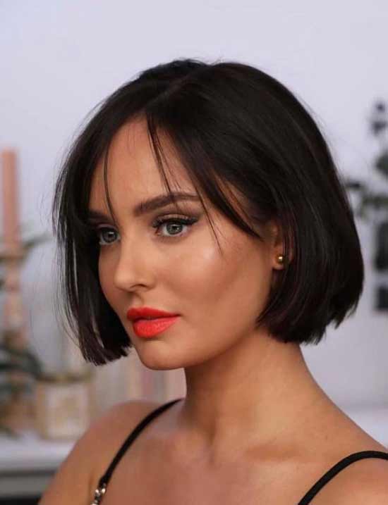 Bob moyen avec une frange