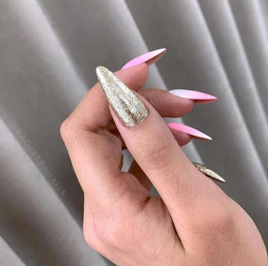 Manucure lumineuse pour ongles longs