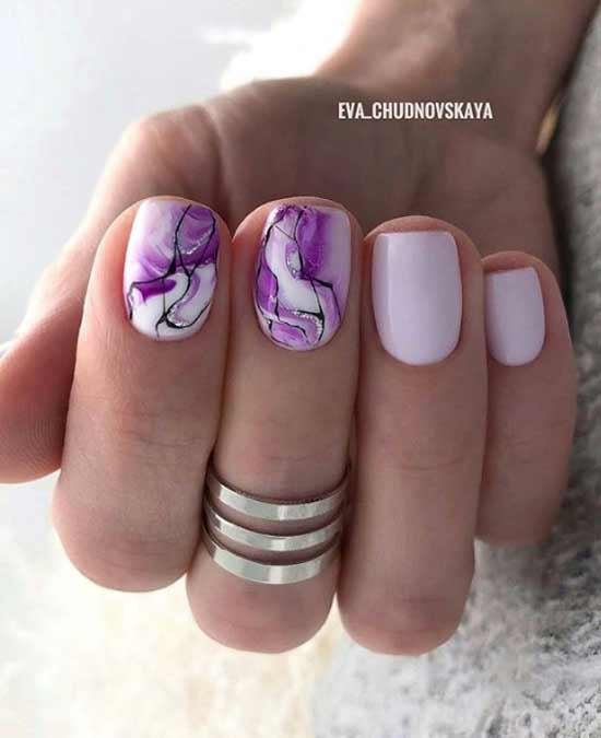 Manucure pastel au décor lumineux