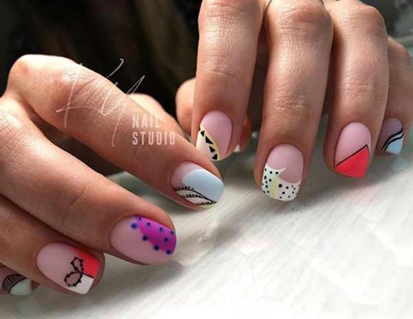 Printemps lumineux de manucure française