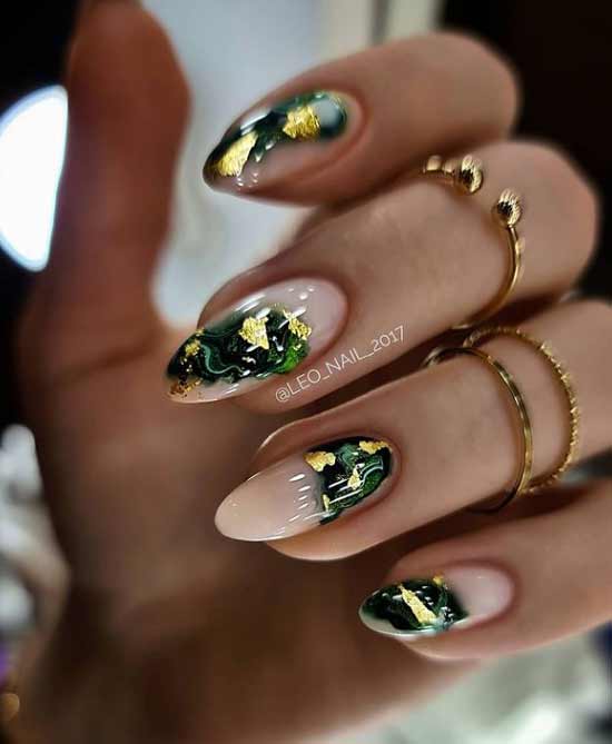 Textures sur ongles pointus