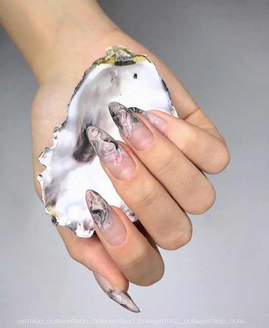 Photo ongles longs et pointus