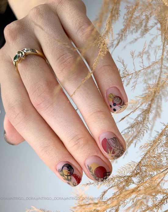 La combinaison de plusieurs motifs dans une manucure