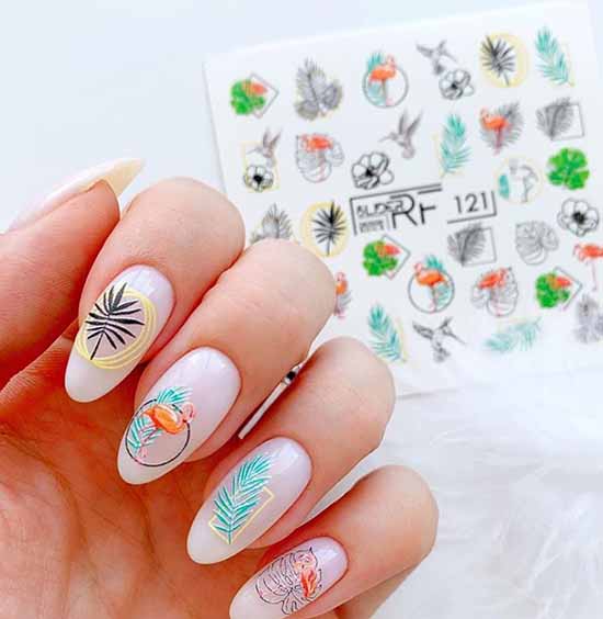 Création d'ongles avec stickers : 100 photos, nouveautés, idées mode
