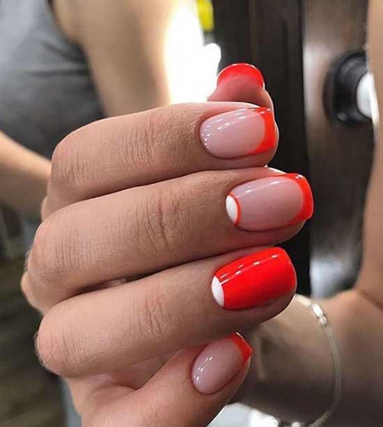 Veste rouge à trous blancs