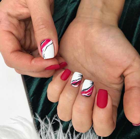 Rouge avec noir et blanc