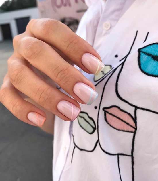 Conception de mariée délicate d'ongles courts