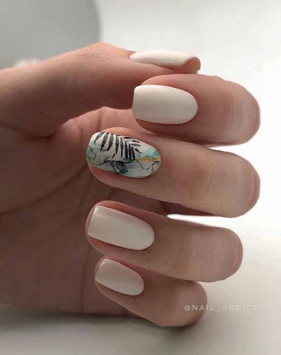 Décontracté pour les ongles courts