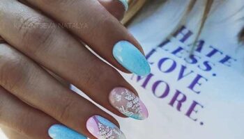 Manucure douce à la menthe