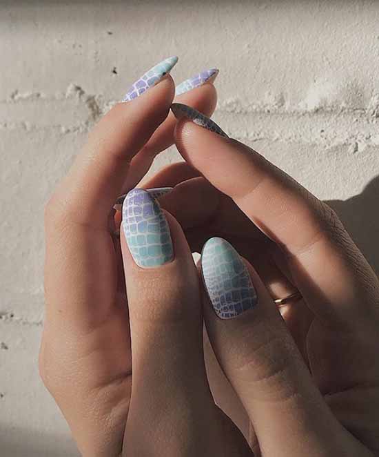 Manucure d'automne à la mode 2025-2026: photos, tendances, idées de nail art