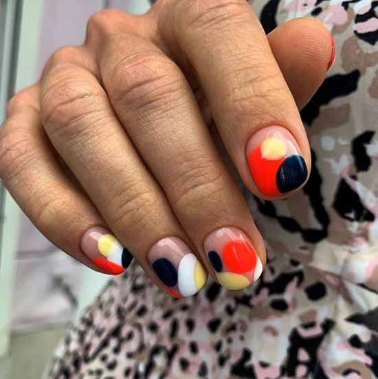 Manucure d'automne à la mode 2025-2026: photos, tendances, idées de nail art