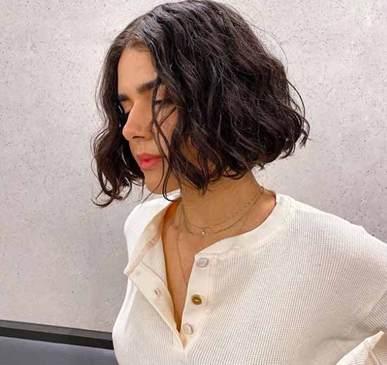 Coupes de cheveux élégantes 2026: photos, nouveaux articles pour différentes longueurs