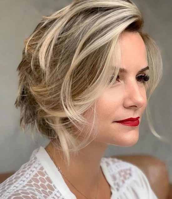 Coupe de cheveux Bob-caret 2026: photos, actualités, formes à la mode