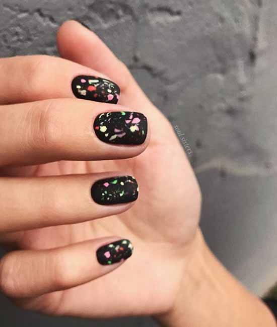 Les principales tendances en design d'ongles automne 2026: nouvelles photos