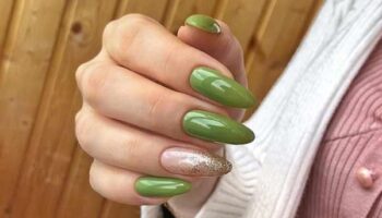 Conception de paillettes sur les pointes des ongles