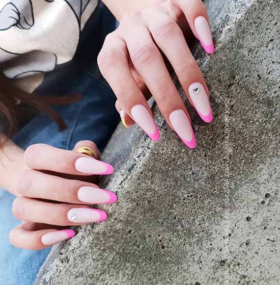 Conception d'ongles avec strass 2026: photos, nouveautés exquises