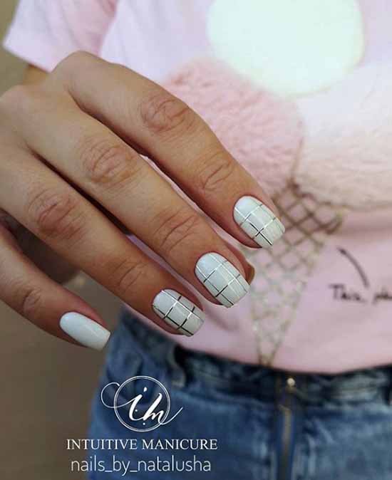 Manucure scolaire 2026: idées, nouveaux designs sur la photo