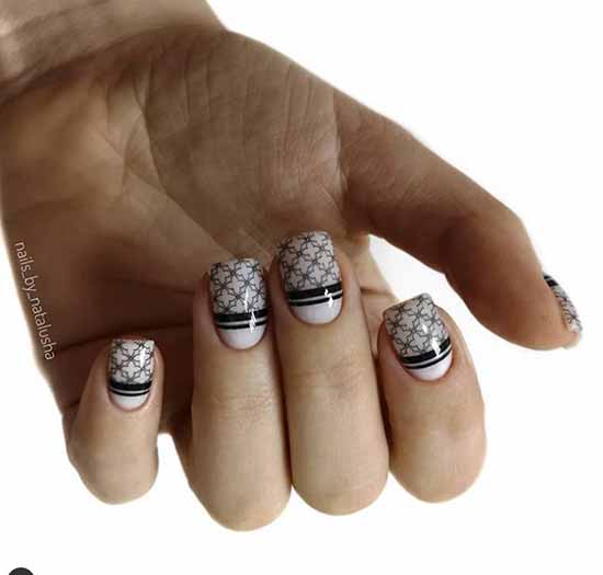 Manucure scolaire 2026: idées, nouveaux designs sur la photo