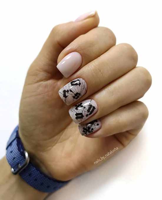 Manucure scolaire 2026: idées, nouveaux designs sur la photo