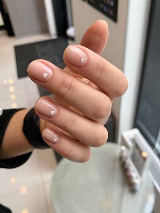 Manucure scolaire 2026: idées, nouveaux designs sur la photo