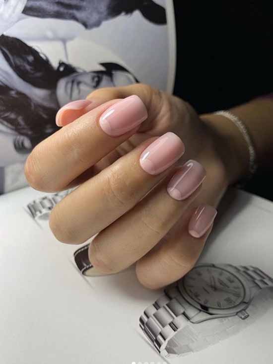 Manucure scolaire 2026: idées, nouveaux designs sur la photo