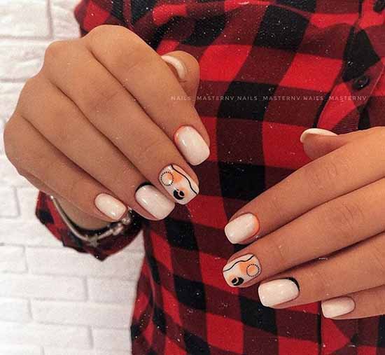 Manucure à l'école avec une photo d'une photo