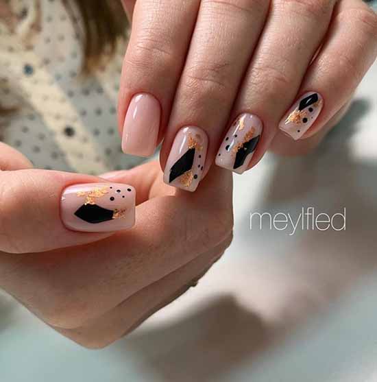 Manucure scolaire 2026: idées, nouveaux designs sur la photo