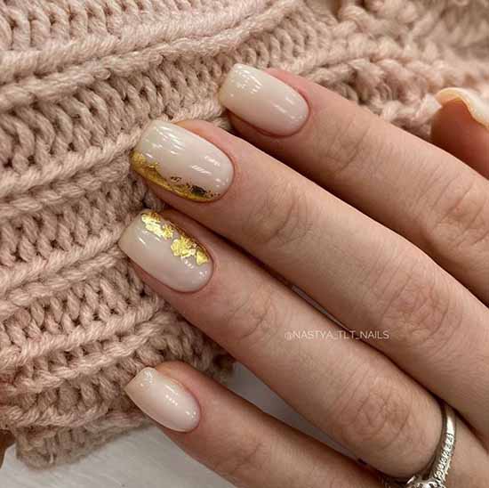 Conception d'ongles en feuille: photo, nouveautés de manucure à la mode