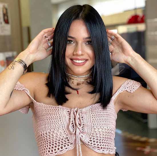 Coupes de cheveux à la mode pour les cheveux mi-longs 2026: photos, tendances