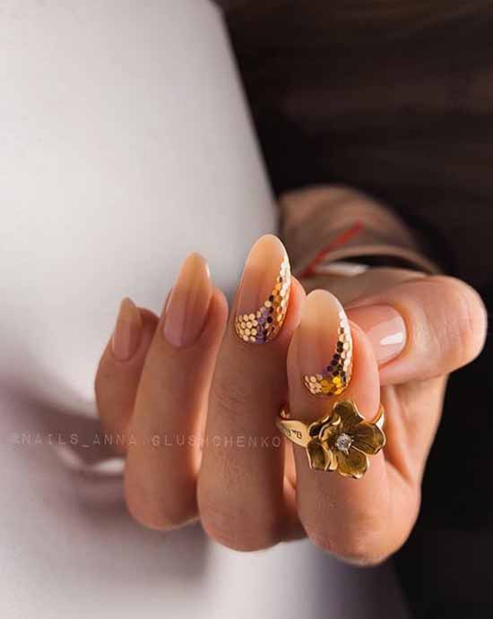 Manucure nue avec des paillettes: 100 idées de design dans de nouvelles photos