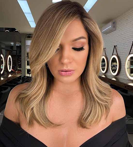 Les meilleures coupes de cheveux avec une frange 2026: photos, formes à la mode