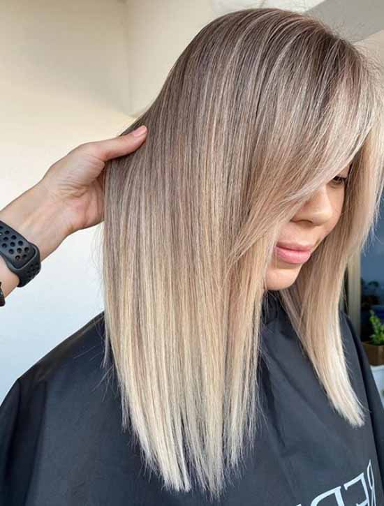 Longue frange 2026 : quelles coupes de cheveux pour porter une longue frange, photo