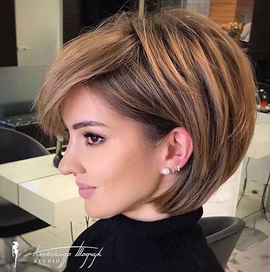 Longue frange 2026 : quelles coupes de cheveux pour porter une longue frange, photo