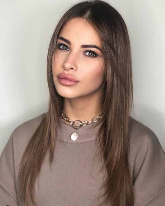 Longue frange 2026 : quelles coupes de cheveux pour porter une longue frange, photo