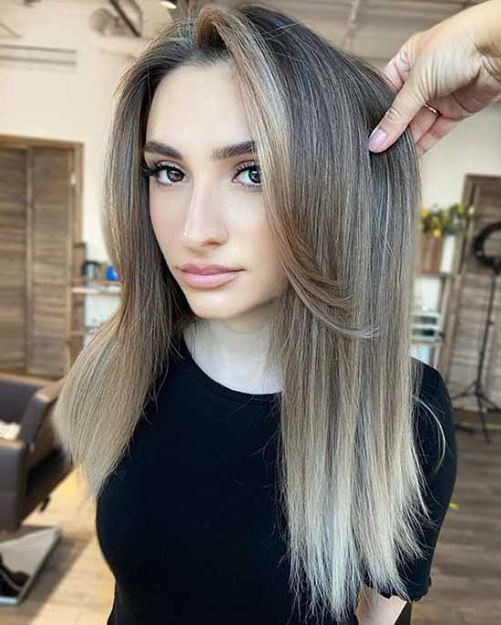 Longue frange 2026 : quelles coupes de cheveux pour porter une longue frange, photo