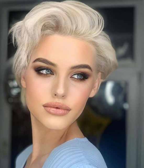 Longue frange 2026 : quelles coupes de cheveux pour porter une longue frange, photo