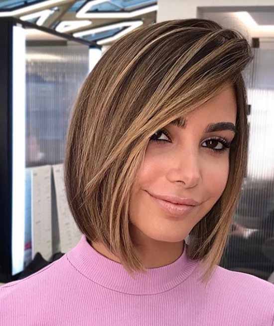 Longue frange 2026 : quelles coupes de cheveux pour porter une longue frange, photo